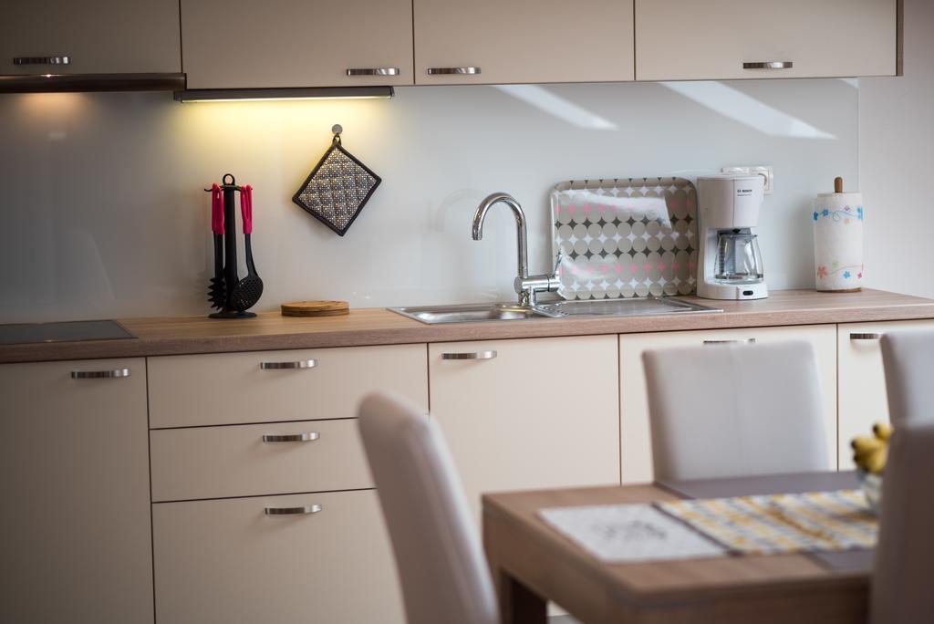 Apartman Marinko คิร์ก ภายนอก รูปภาพ