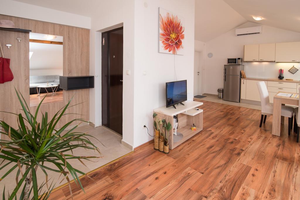 Apartman Marinko คิร์ก ภายนอก รูปภาพ